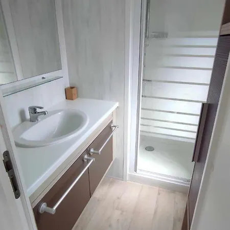 캠프장 Mobil Confort - Piscine - 4 Personnes - - Ile D'oleron 라코티니에르