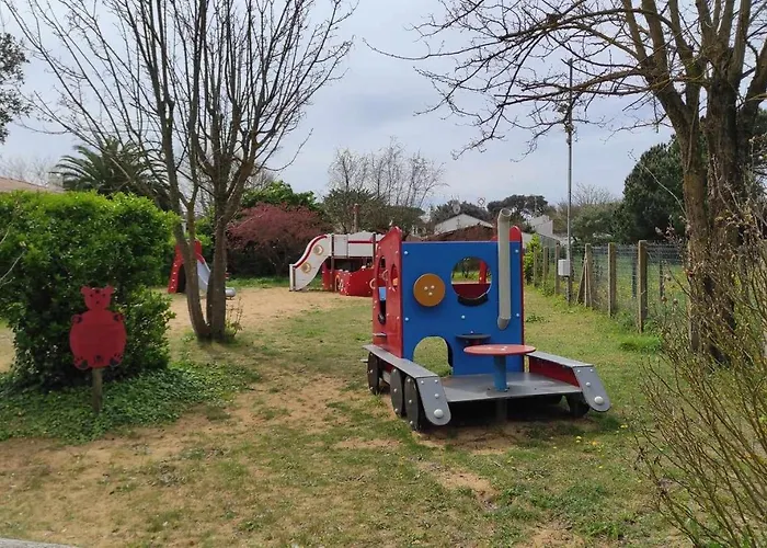 Camping Mobil Confort - Piscine - 4 Personnes - - Ile D'oléron *